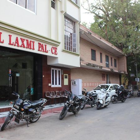 Hotel Laxmi Palace Udaipur Buitenkant foto